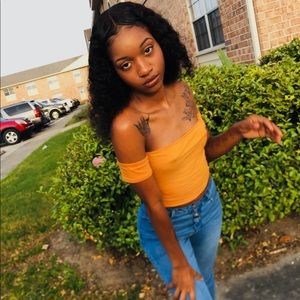 Meet your Posher, Kendra